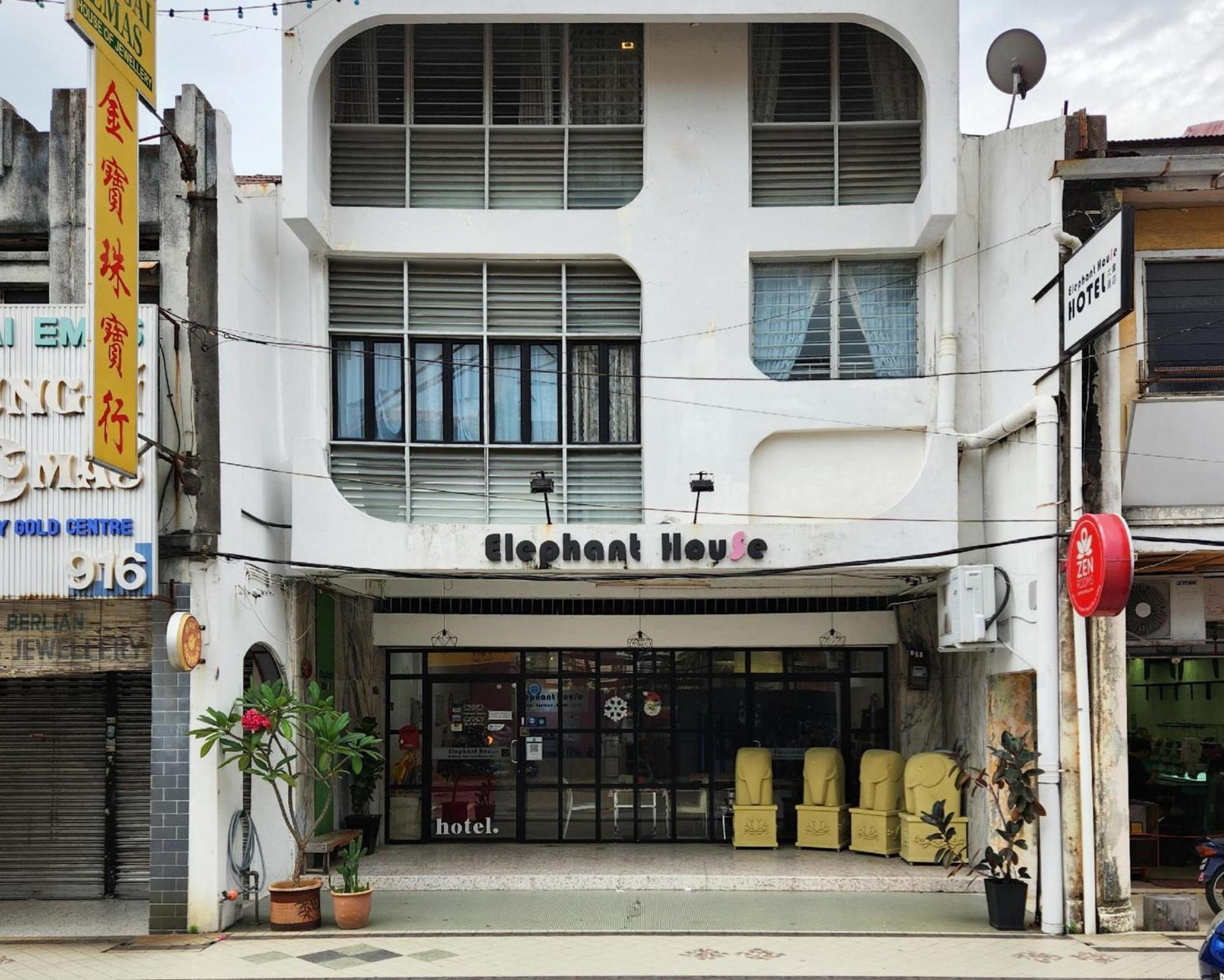 Oyo 91068 Elephant House Boutique Hotel George Town Exterior photo